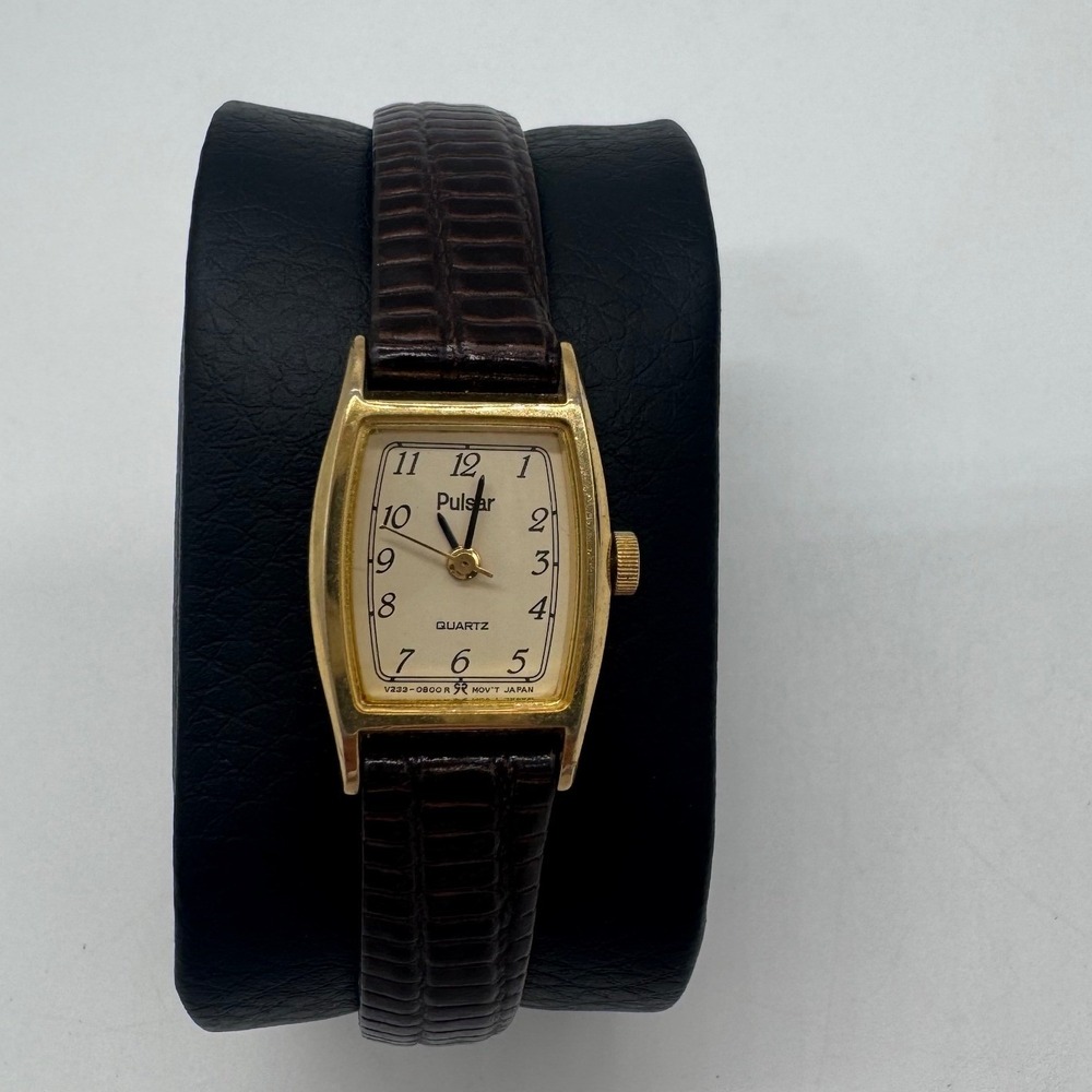 Pulsar V233-5100 Gold Tone Tonneau Ladies Quartz Watch Brown Leather needs bat